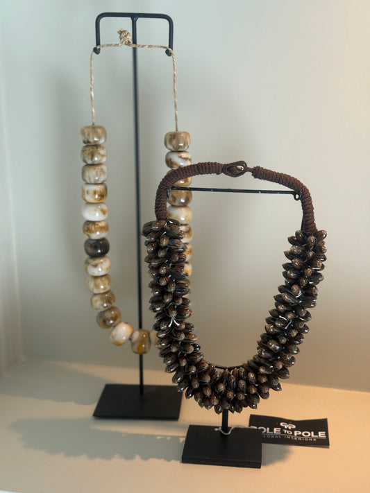 Shell necklace Brown