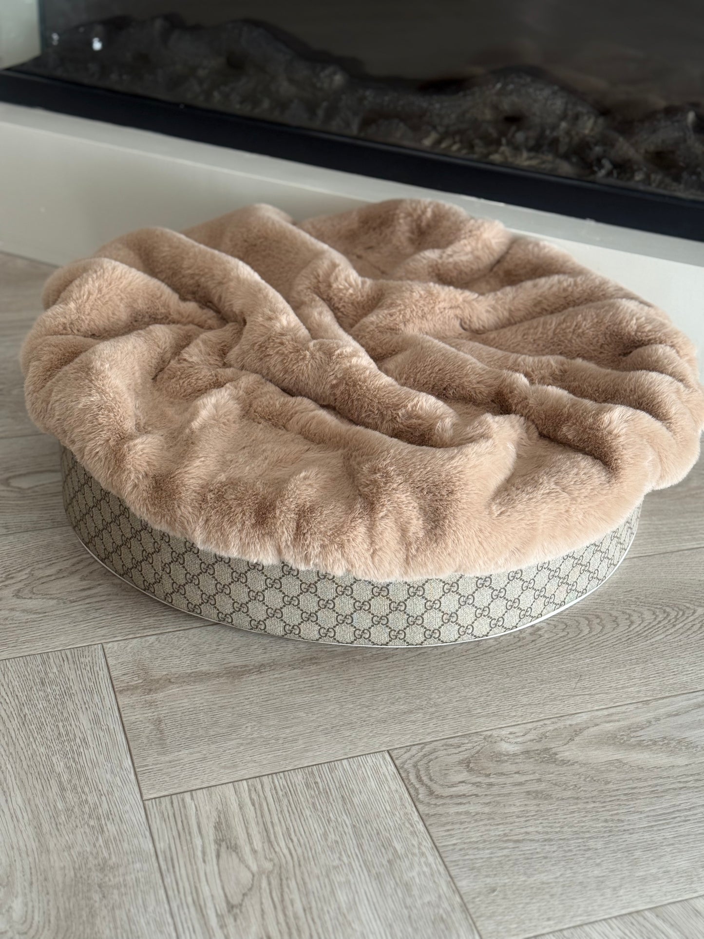 Dog Bed Mia