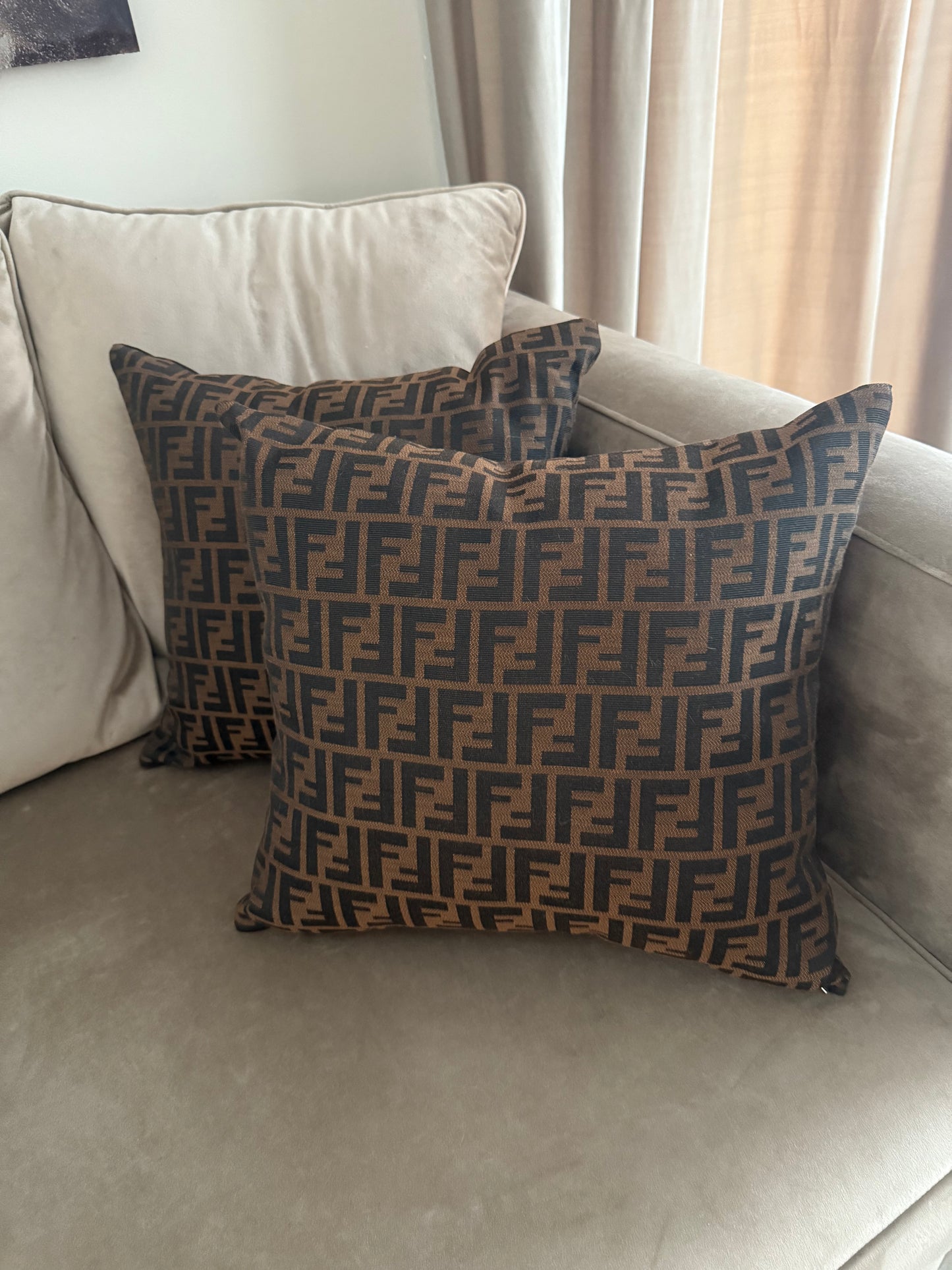 Sierkussens bruin/zwart