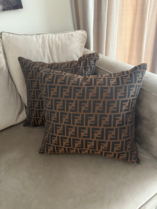 Sierkussens bruin/zwart